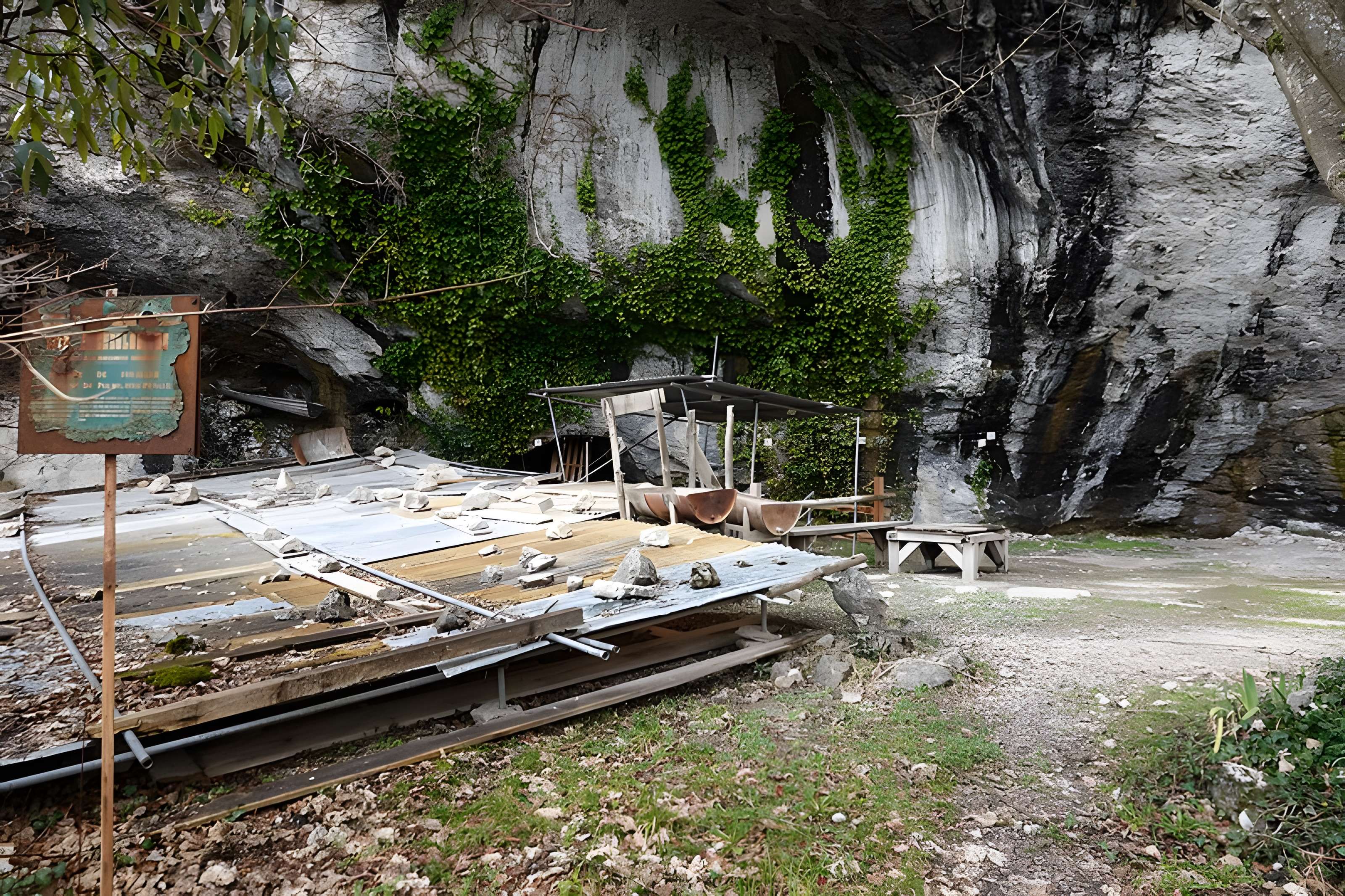 Abri sous roche dénommé La Vieille Eglise
