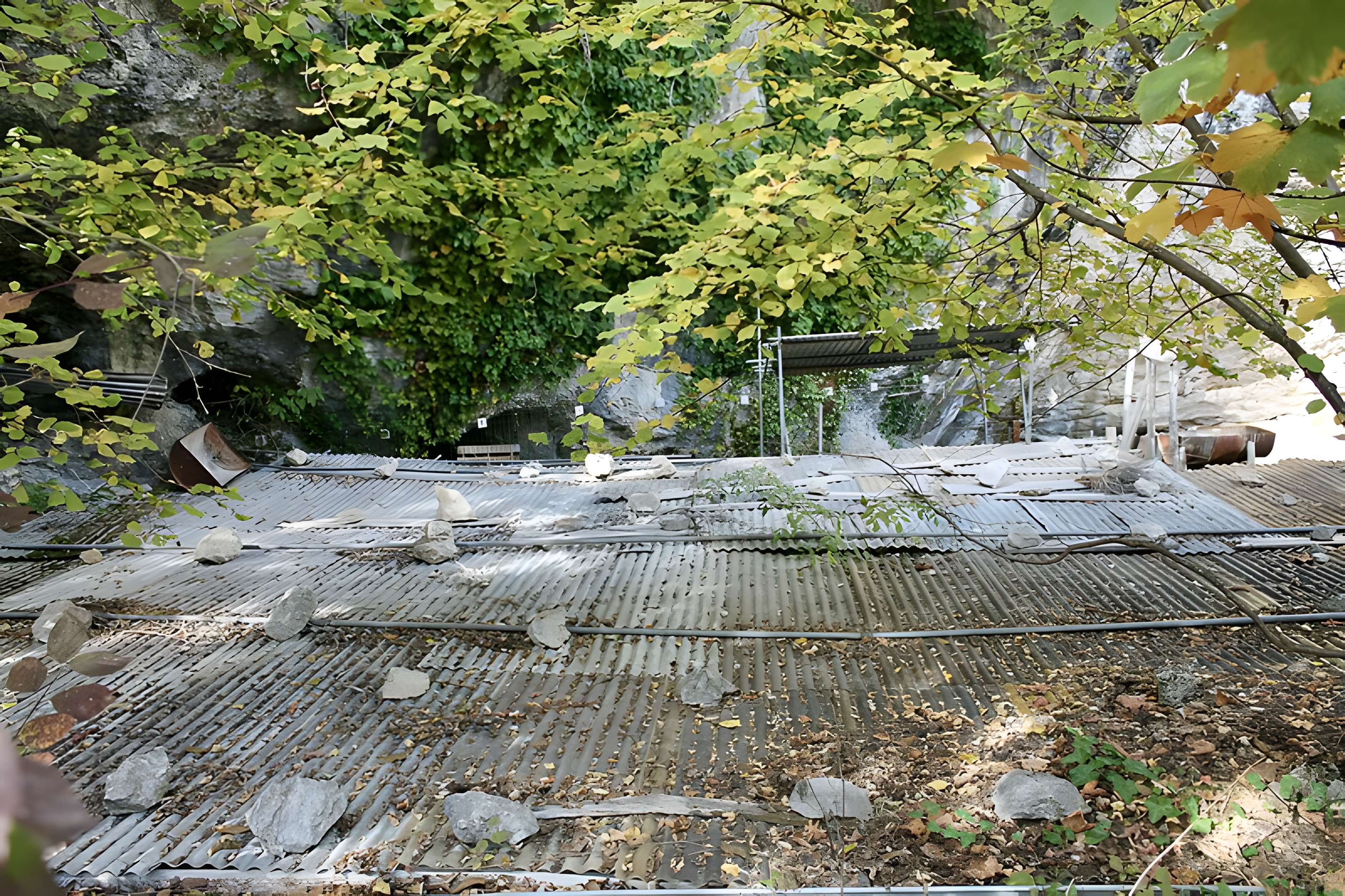 Abri sous roche dénommé La Vieille Eglise