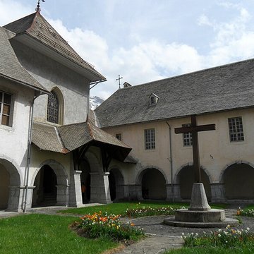 Ancienne chartreuse, actuellement couvent de Carmélites