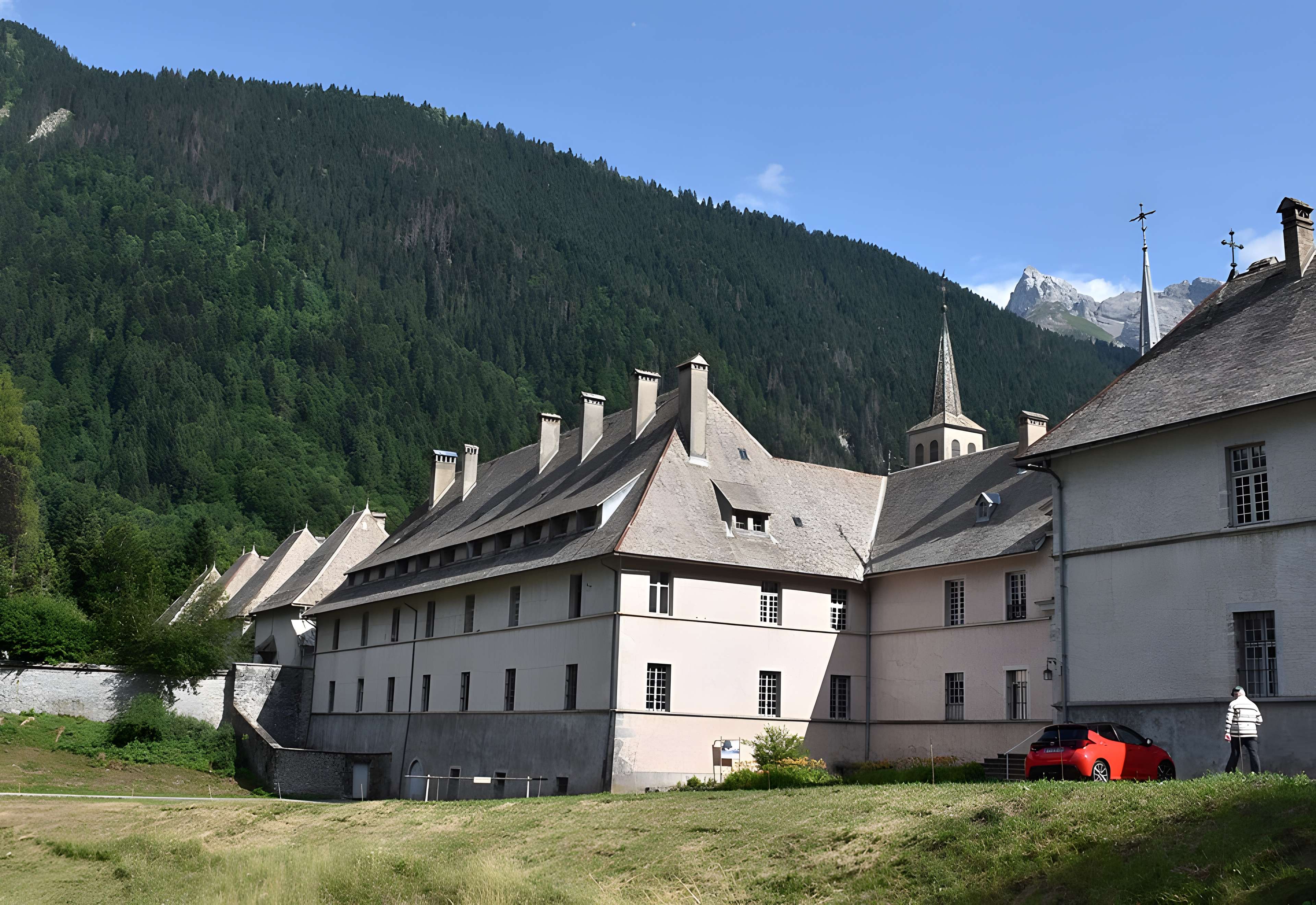 Ancienne chartreuse, actuellement couvent de Carmélites