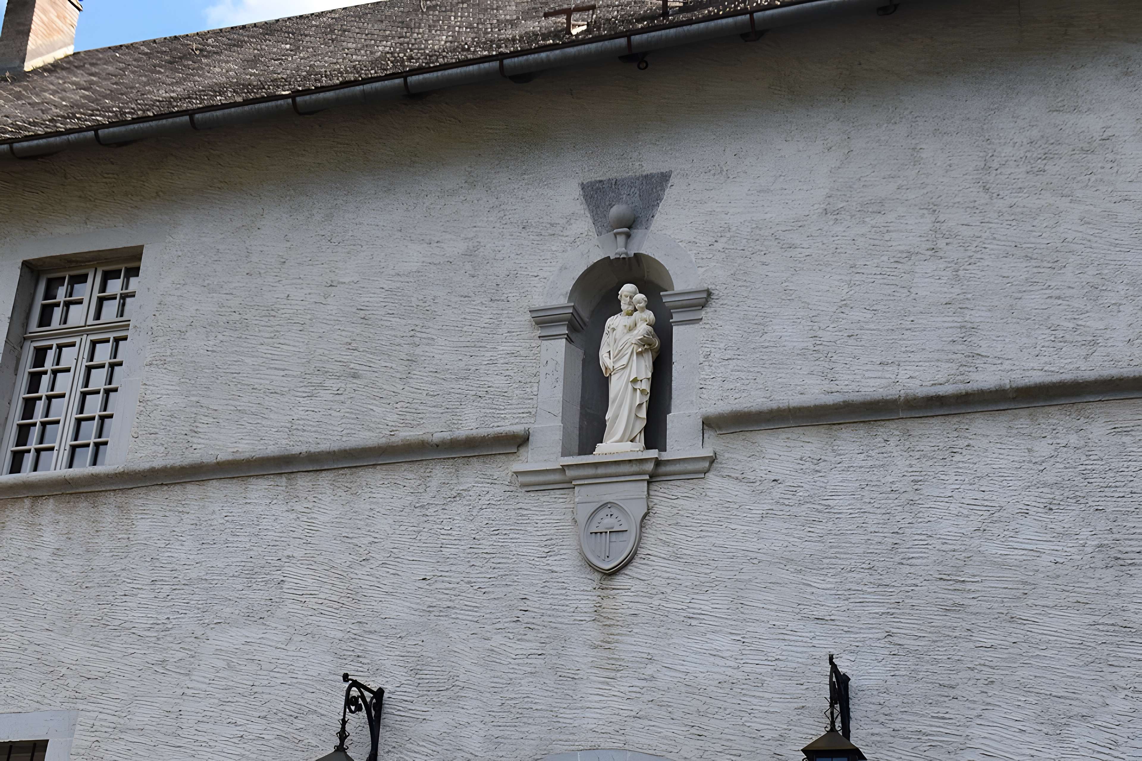 Ancienne chartreuse, actuellement couvent de Carmélites