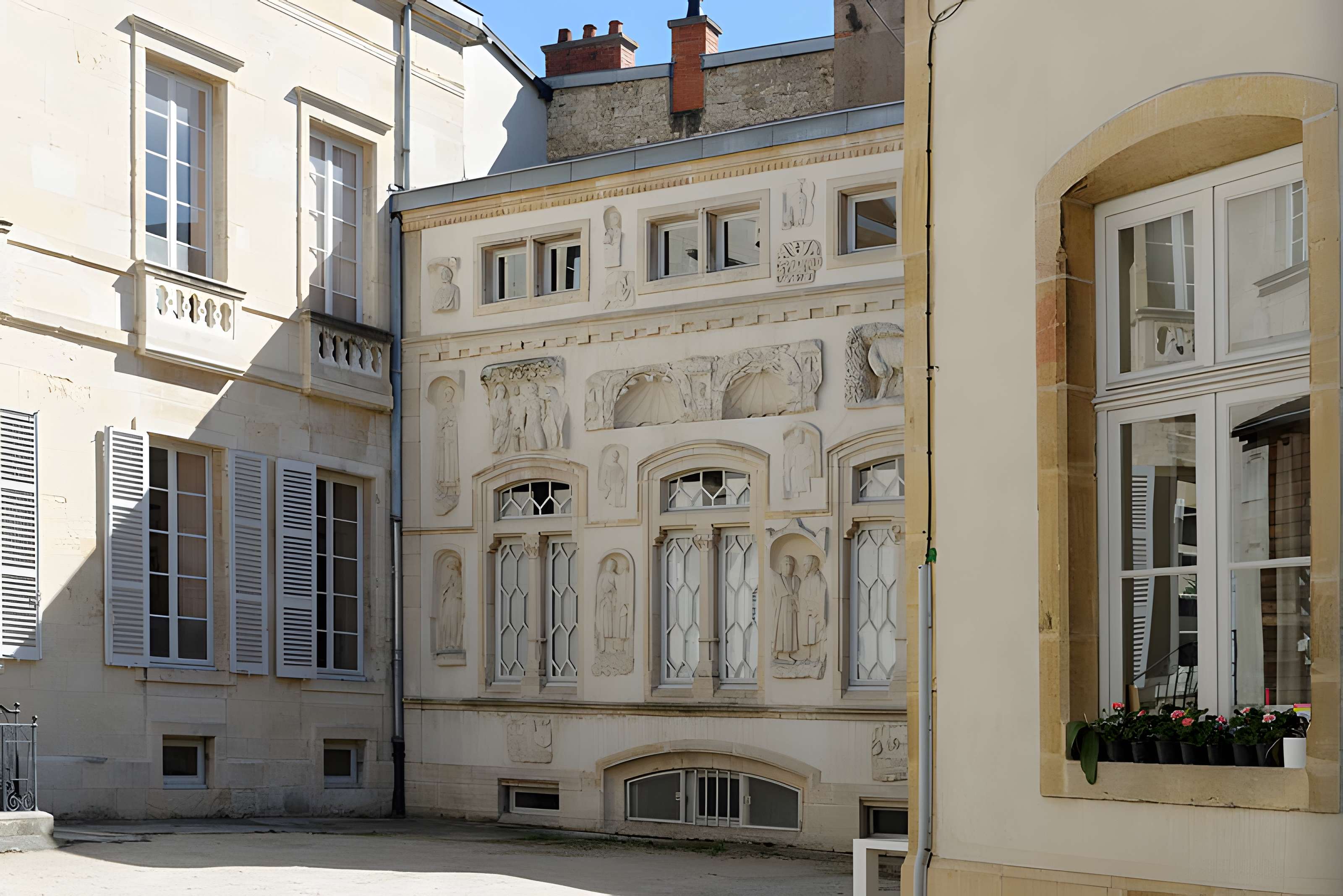 Hôtel Lemullier de Bressey à Dijon