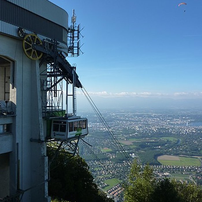Photo de Gare haute du téléphérique du Salève