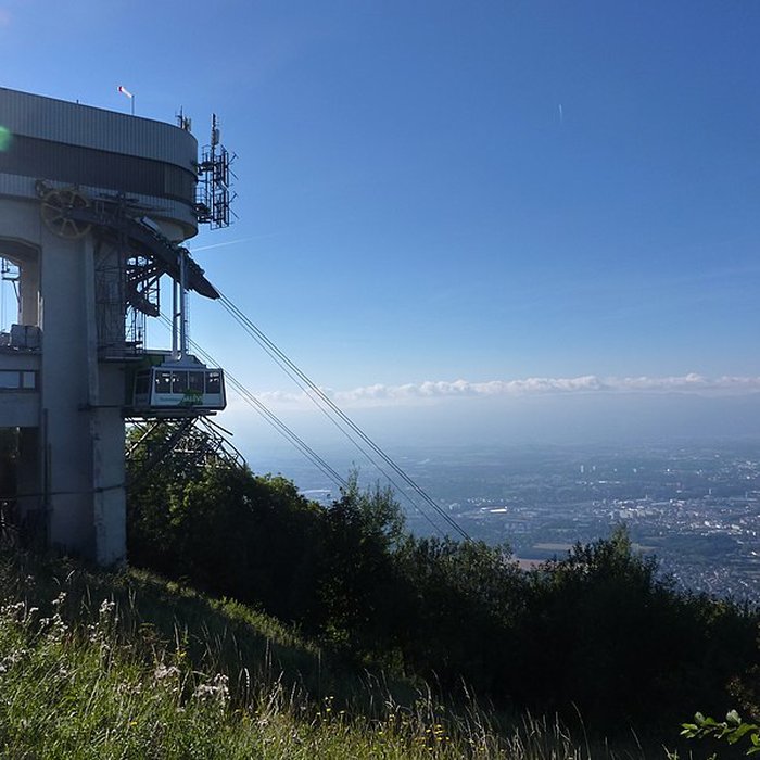 Photo de Gare haute du téléphérique du Salève