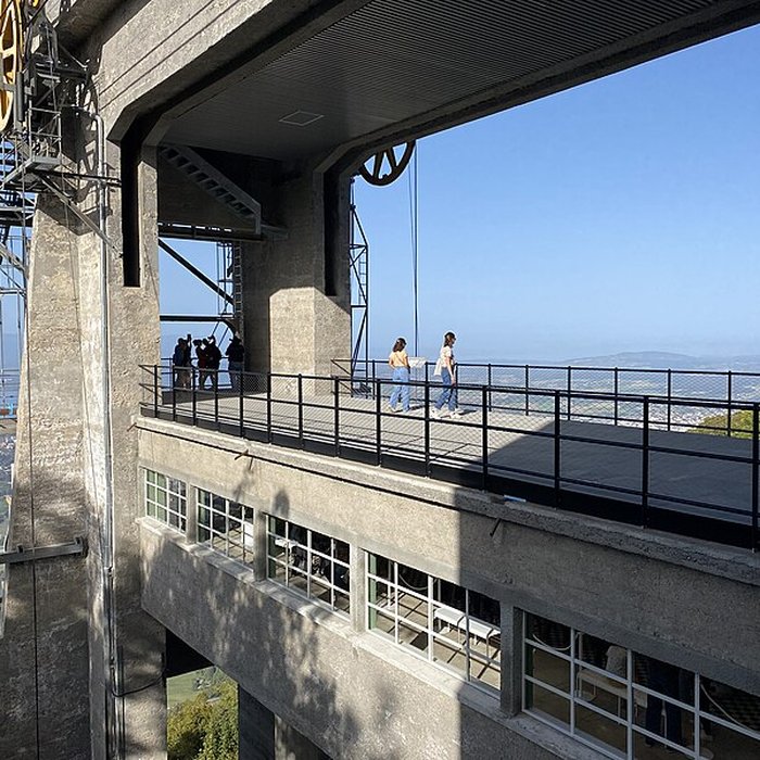 Photo de Gare haute du téléphérique du Salève