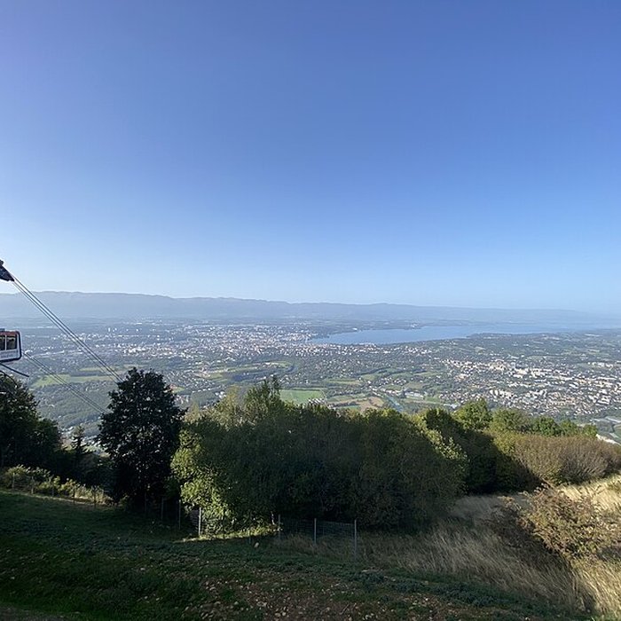 Photo de Gare haute du téléphérique du Salève