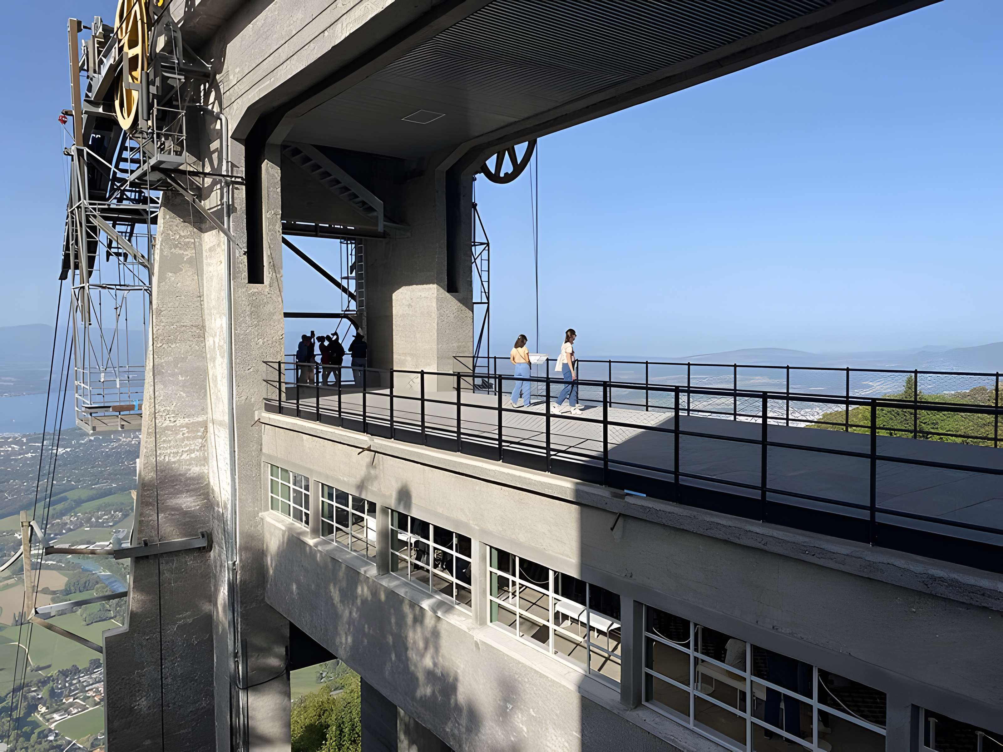 Gare haute du téléphérique du Salève