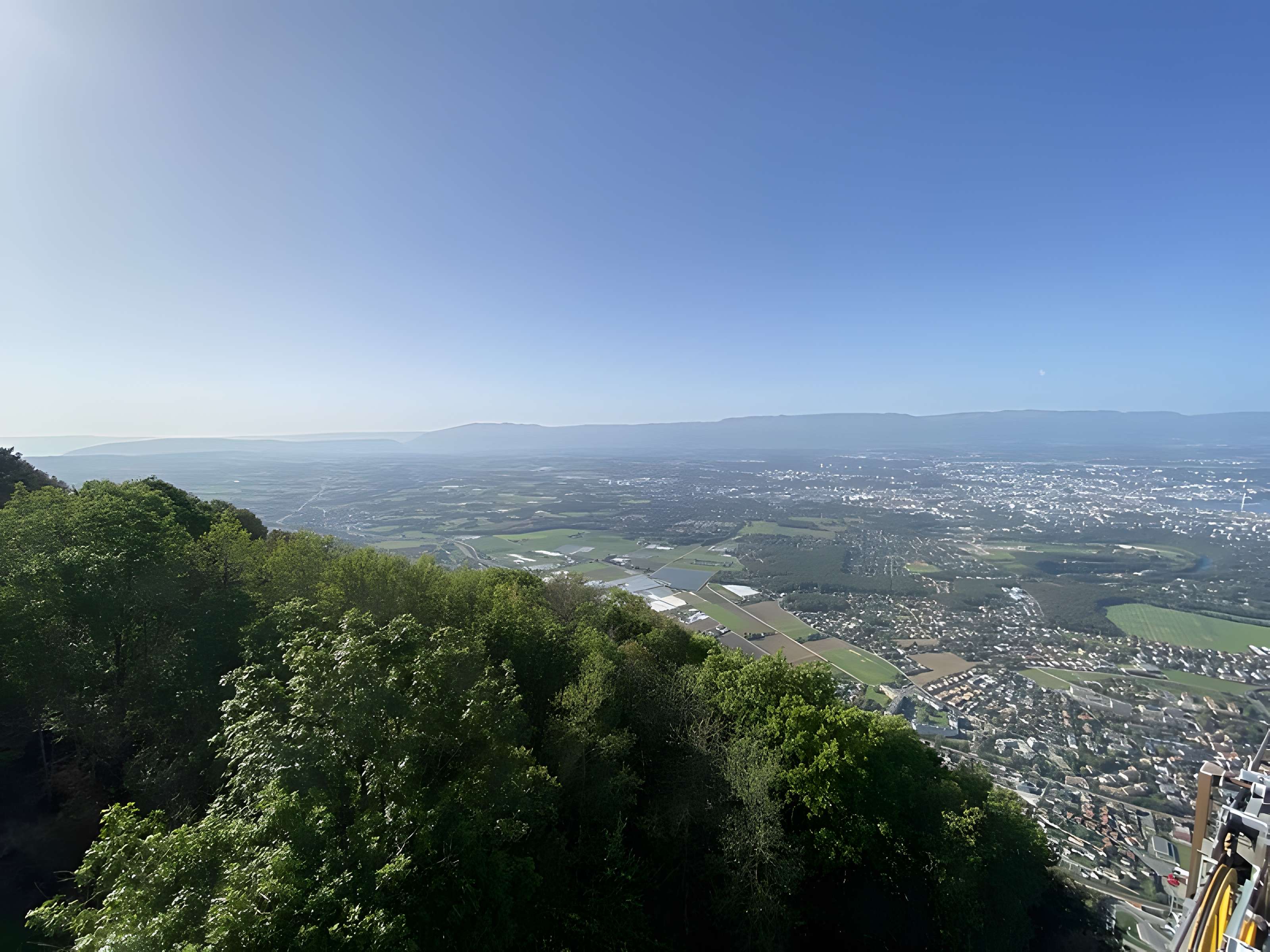 Gare haute du téléphérique du Salève
