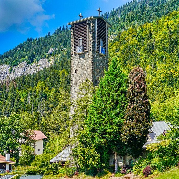 Photo de Eglise Notre-Dame-de-Toute-Grâce