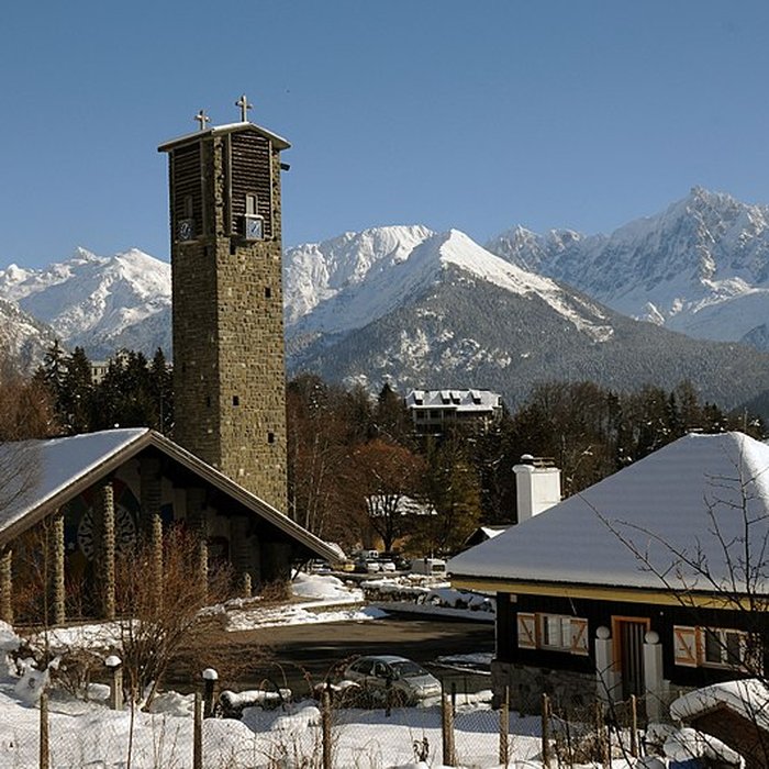 Photo de Eglise Notre-Dame-de-Toute-Grâce