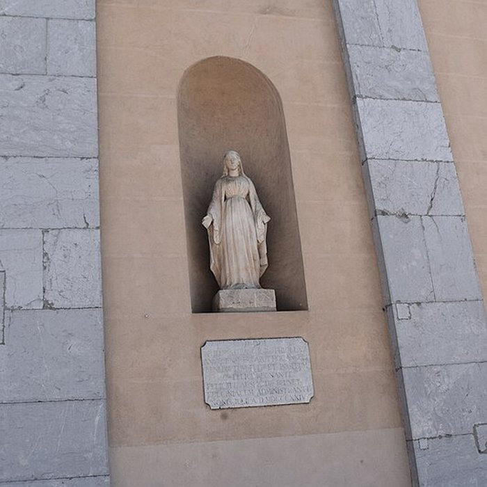 Photo de Eglise Saint-Jean-Baptiste