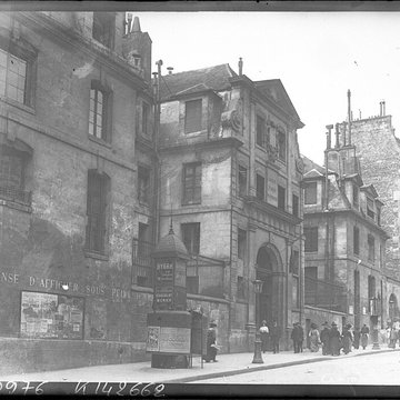 Ancienne prison Saint-Lazare, devenue hôpital Saint-Lazare