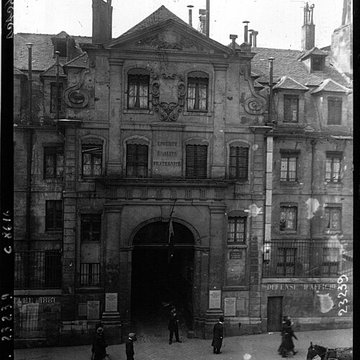 Ancienne prison Saint-Lazare, devenue hôpital Saint-Lazare