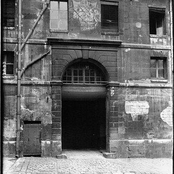 Ancienne prison Saint-Lazare, devenue hôpital Saint-Lazare