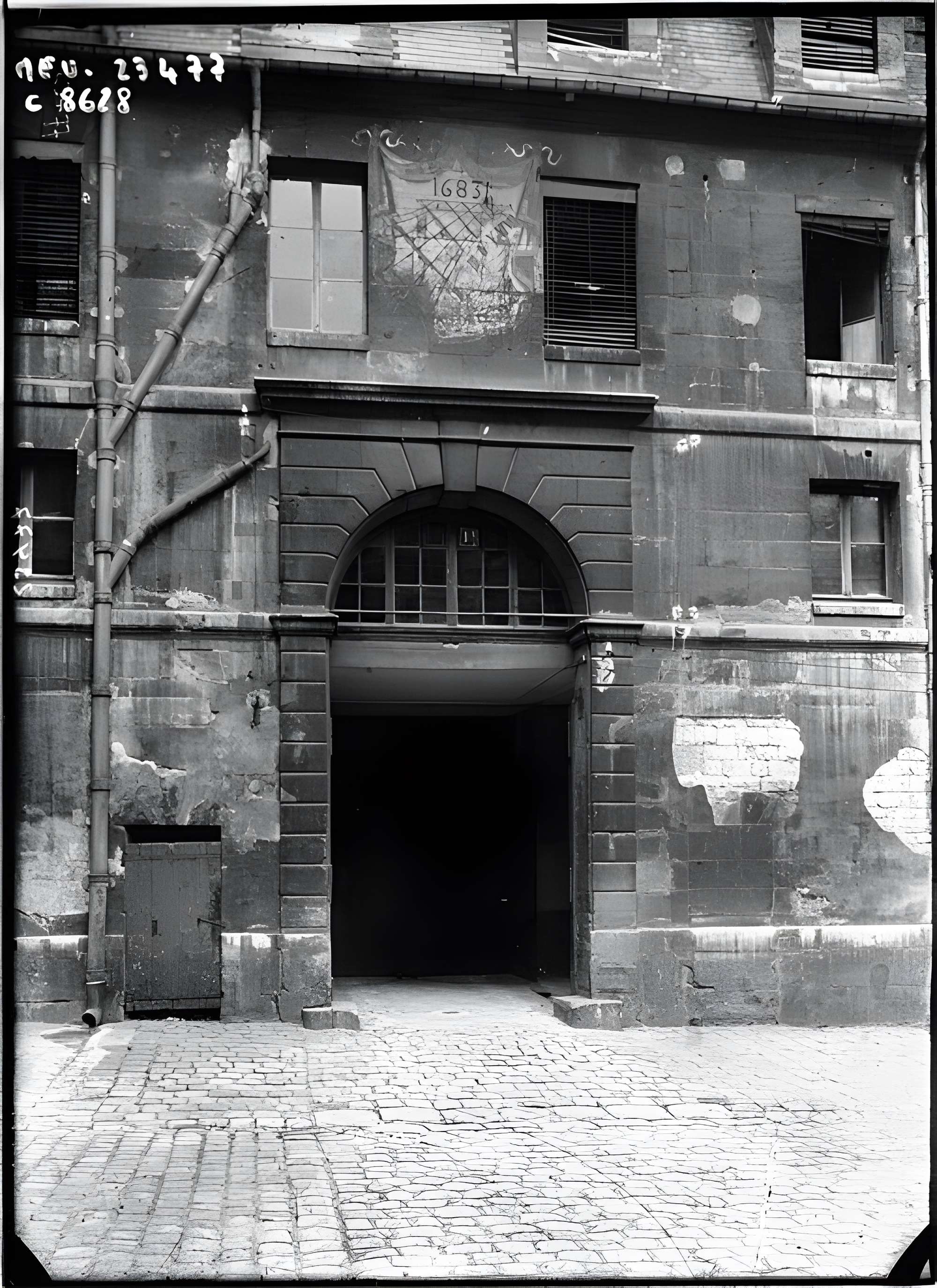 Ancienne prison Saint-Lazare, devenue hôpital Saint-Lazare