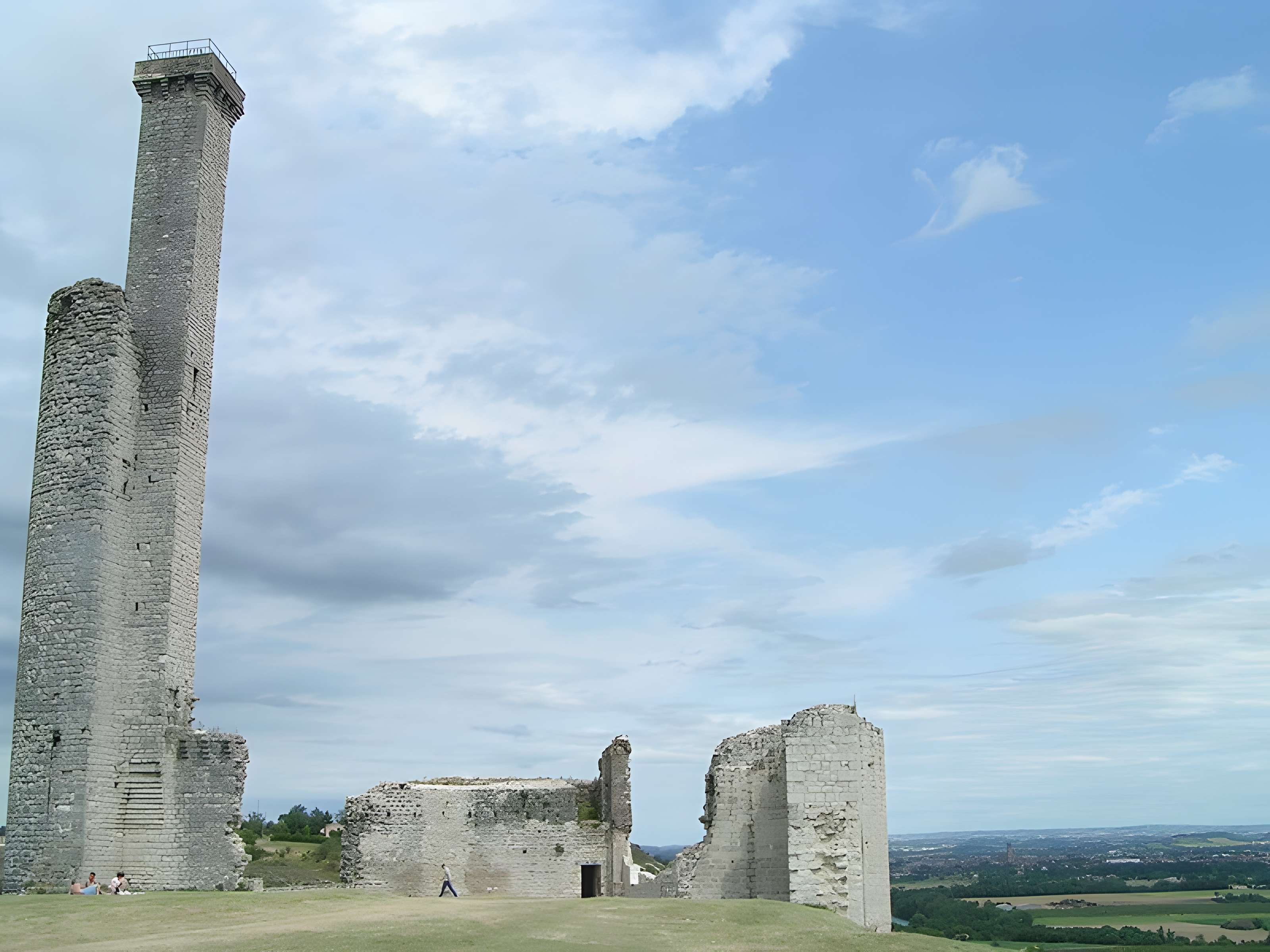 Château de Castelnau-de-Lévis