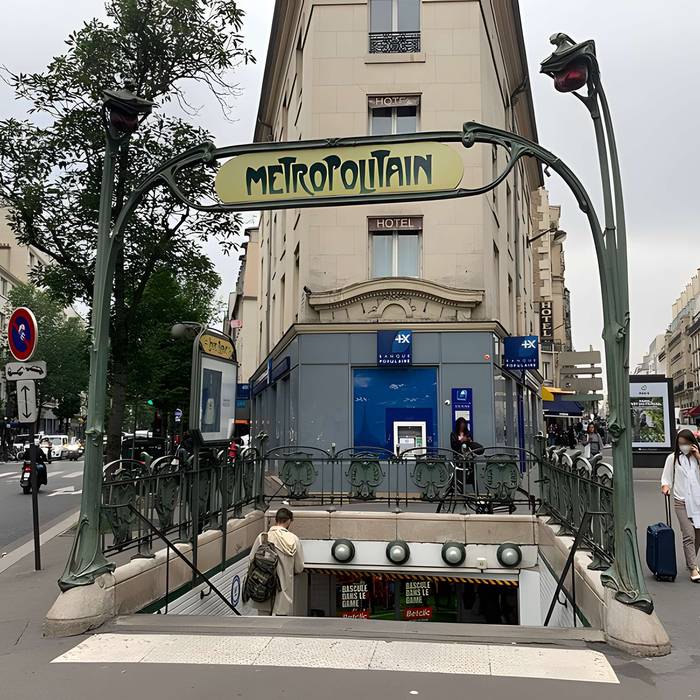 Photo de Métropolitain, station Louis-Blanc