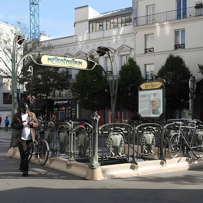 Photo de Métropolitain, station Louis-Blanc