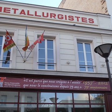 Ancienne fabrique dinstruments de musique  Gautrot-Couesnon , actuellement immeuble de lUnion Fraternelle des Métallurgistes