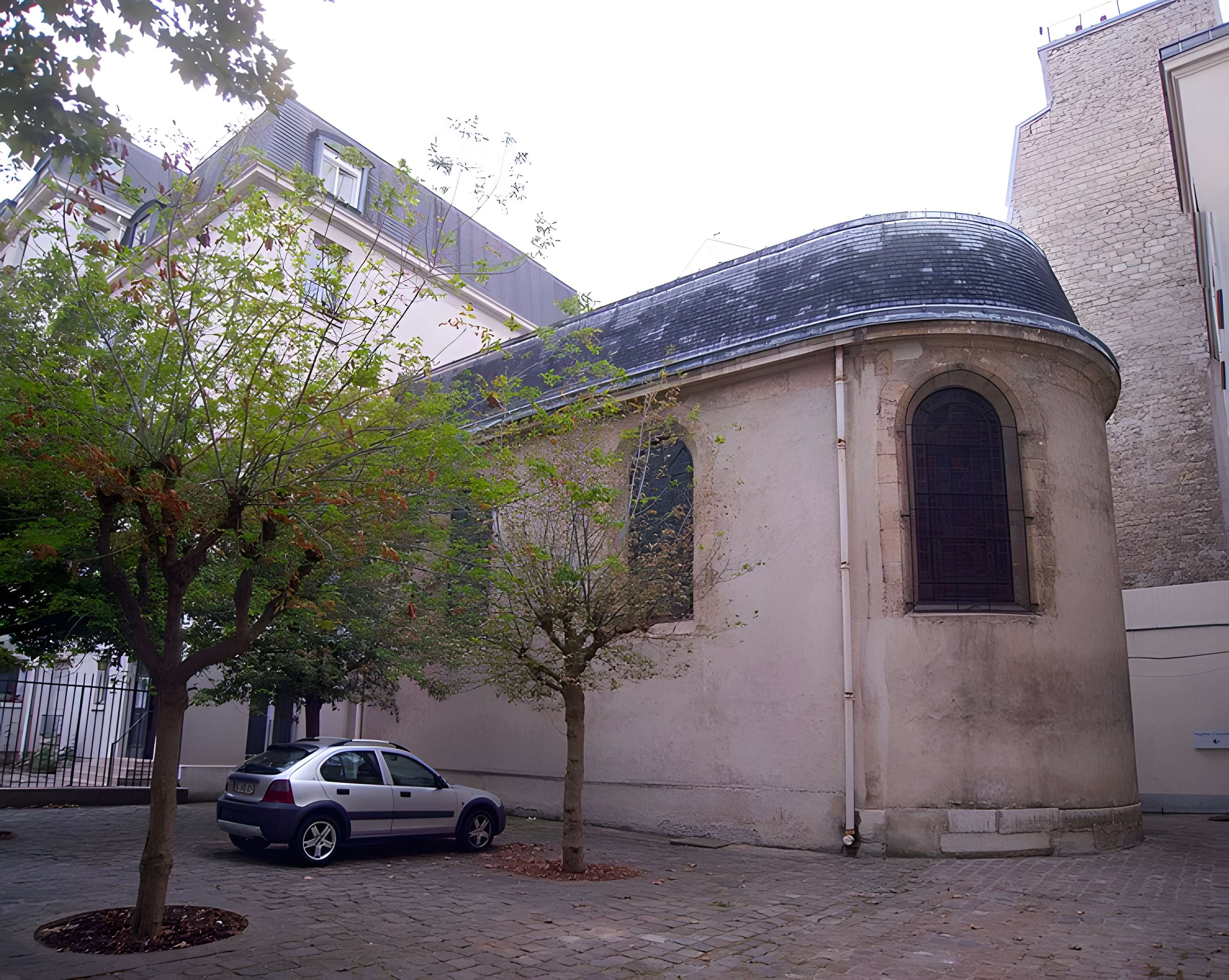 Ancienne caserne des Mousquetaires Noirs, dans l'actuel Hôpital des Quinze-Vingts (Centre d'ophtalmologie)