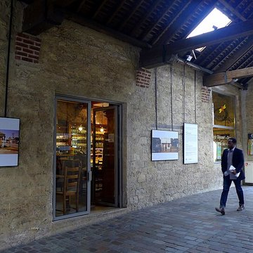 Chais et entrepôts de Bercy