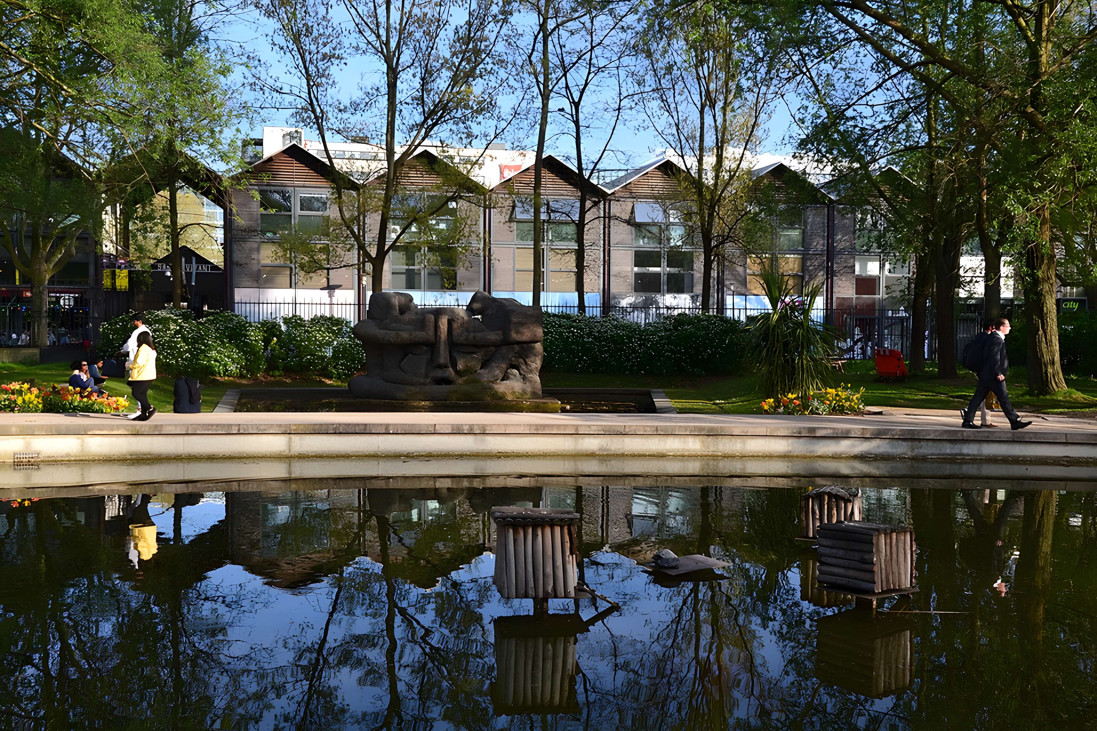 Chais et entrepôts de Bercy