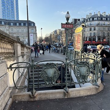 Métropolitain, station Daumesnil