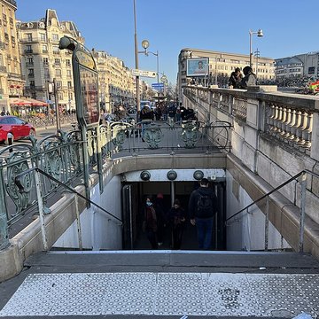 Métropolitain, station Daumesnil