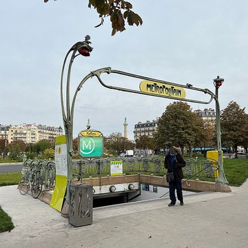 Métropolitain, station Daumesnil