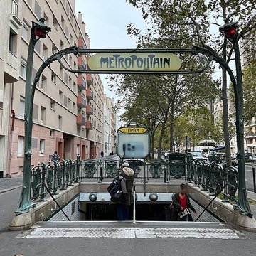 Métropolitain, station Daumesnil