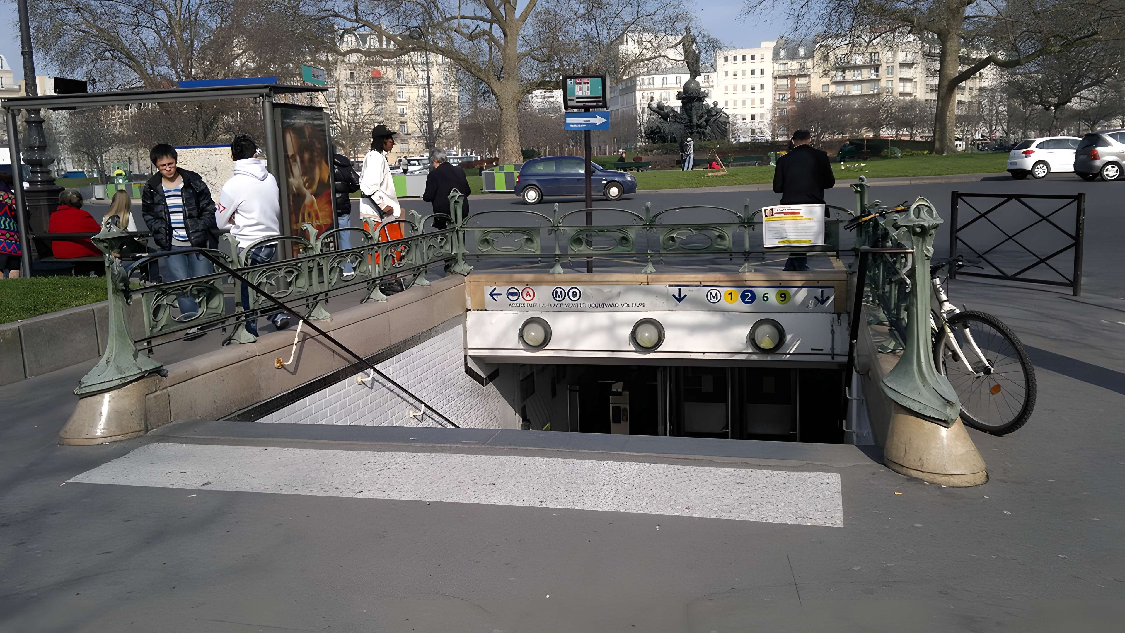 Métropolitain, station Daumesnil