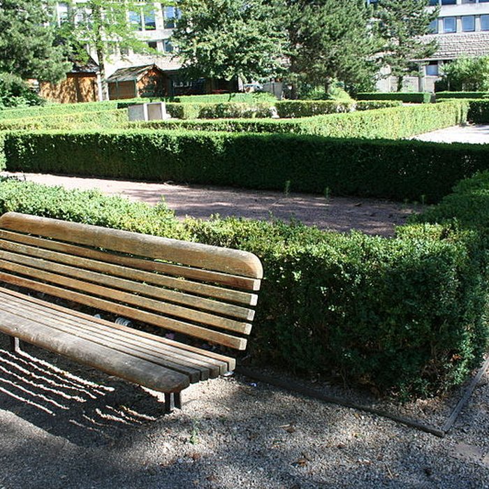 Photo de Jardin archéologique de lhôpital de Lisieux