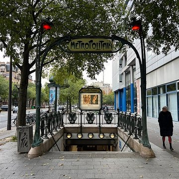 Métropolitain, station Campo-Formio