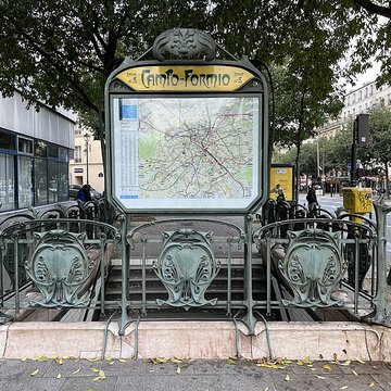 Métropolitain, station Campo-Formio