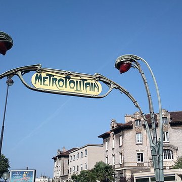Métropolitain, station Campo-Formio