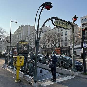 Métropolitain, station Campo-Formio