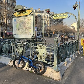Métropolitain, station Campo-Formio