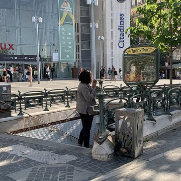 Métropolitain, station Campo-Formio