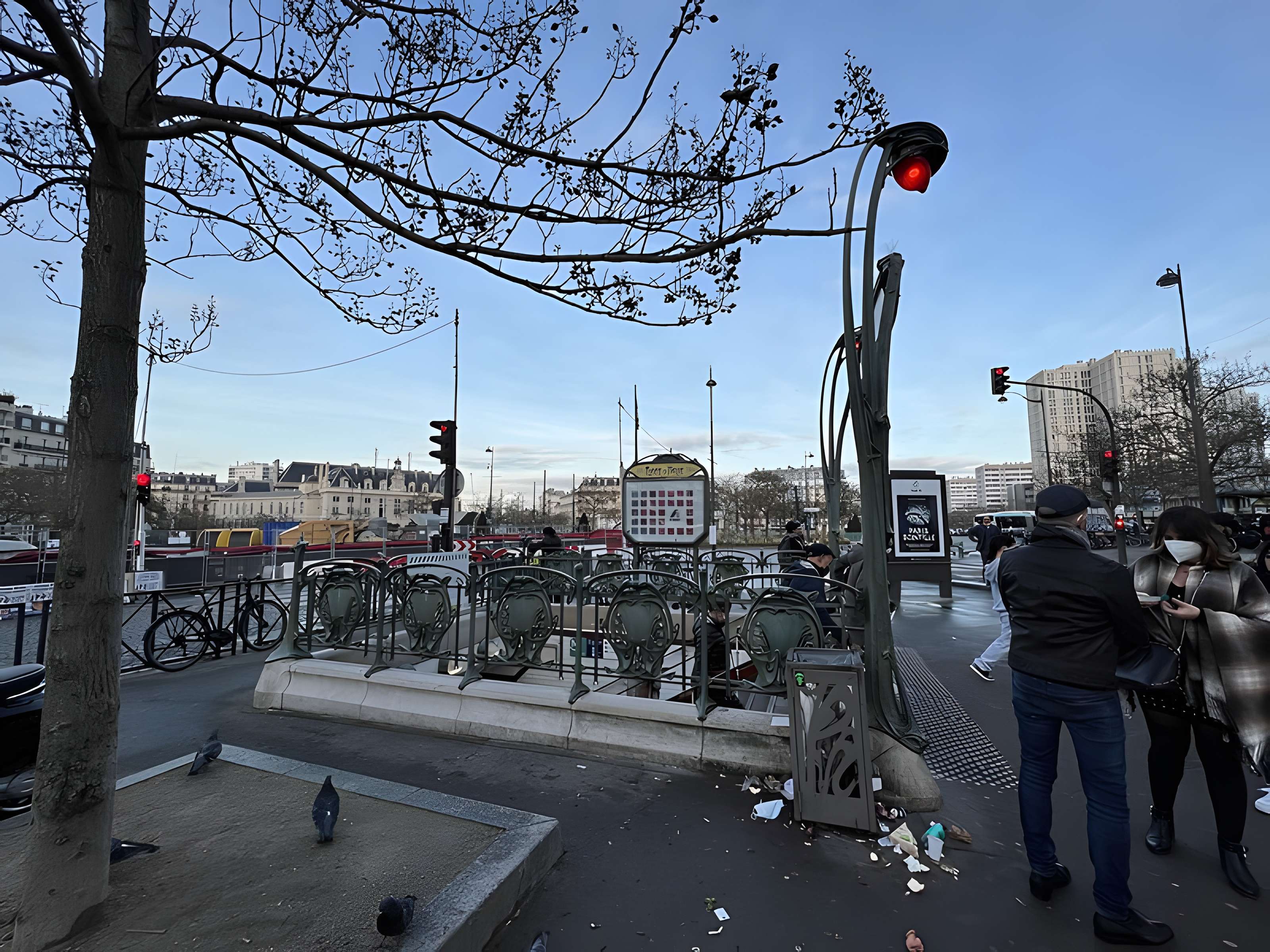 Métropolitain, station Campo-Formio