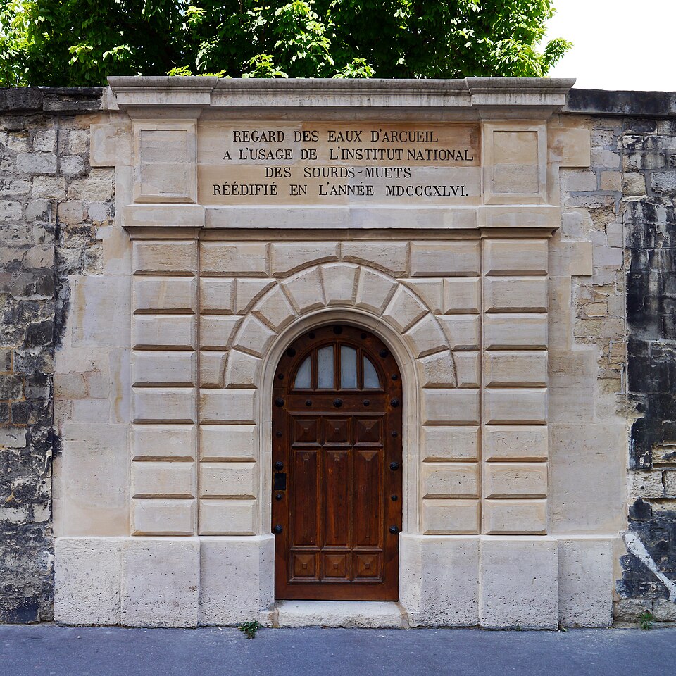 Ancien aqueduc des eaux de Rungis ou aqueduc Médicis (également sur communes de Rungis, Arcueil, Fresnes, Cachan, L'Hay-les-Roses, Gentilly, dans le Val-de-Marne)