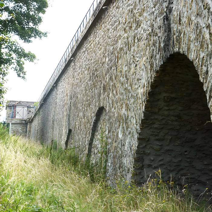 Photo de Ancien aqueduc des eaux de Rungis ou aqueduc Médicis également sur communes de Rungis, Arcueil, Fresnes, Cachan, LHay-les-Roses, Gentilly, dans le Val-de-Marne