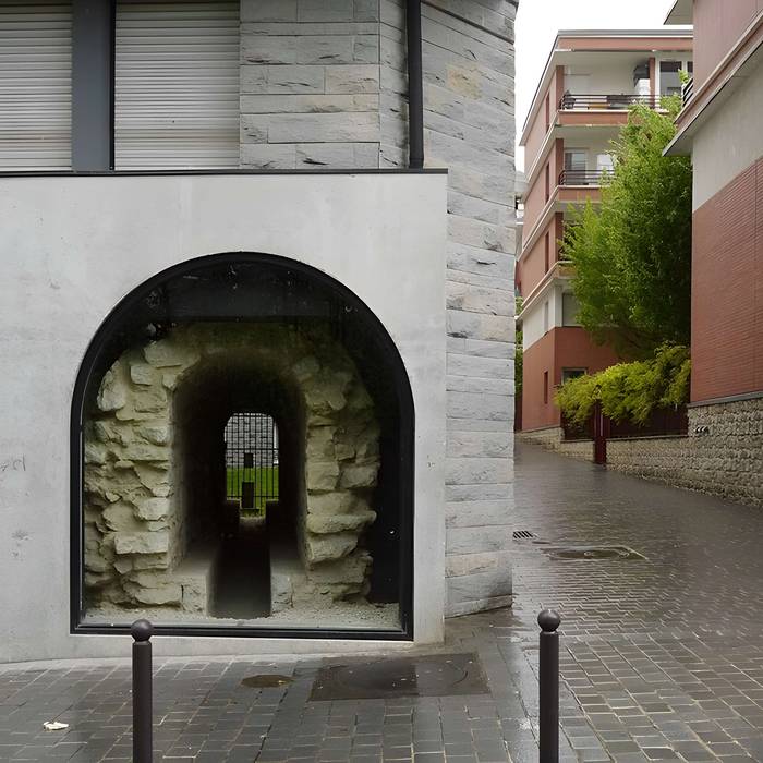 Photo de Ancien aqueduc des eaux de Rungis ou aqueduc Médicis également sur communes de Rungis, Arcueil, Fresnes, Cachan, LHay-les-Roses, Gentilly, dans le Val-de-Marne