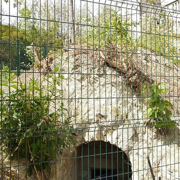 Ancien aqueduc des eaux de Rungis ou aqueduc Médicis également sur communes de Rungis, Arcueil, Fresnes, Cachan, LHay-les-Roses, Gentilly, dans le Val-de-Marne