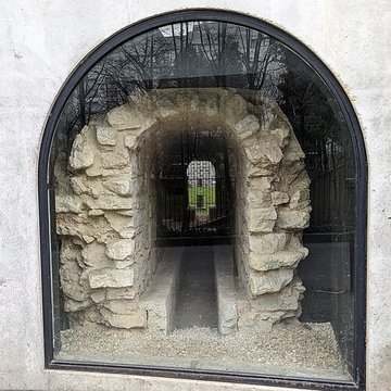 Ancien aqueduc des eaux de Rungis ou aqueduc Médicis également sur communes de Rungis, Arcueil, Fresnes, Cachan, LHay-les-Roses, Gentilly, dans le Val-de-Marne