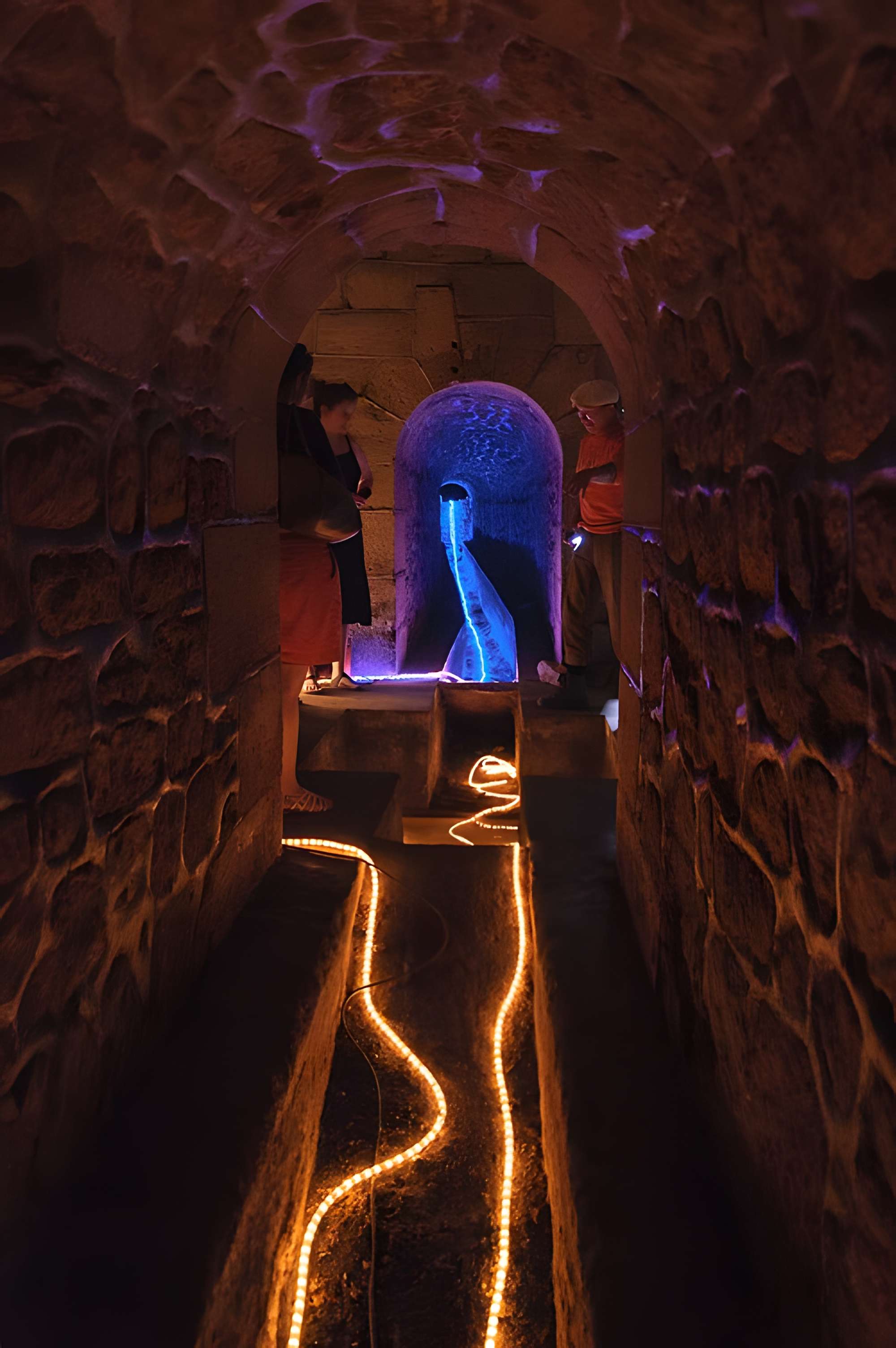 Ancien aqueduc des eaux de Rungis ou aqueduc Médicis (également sur communes de Rungis, Arcueil, Fresnes, Cachan, L'Hay-les-Roses, Gentilly, dans le Val-de-Marne)