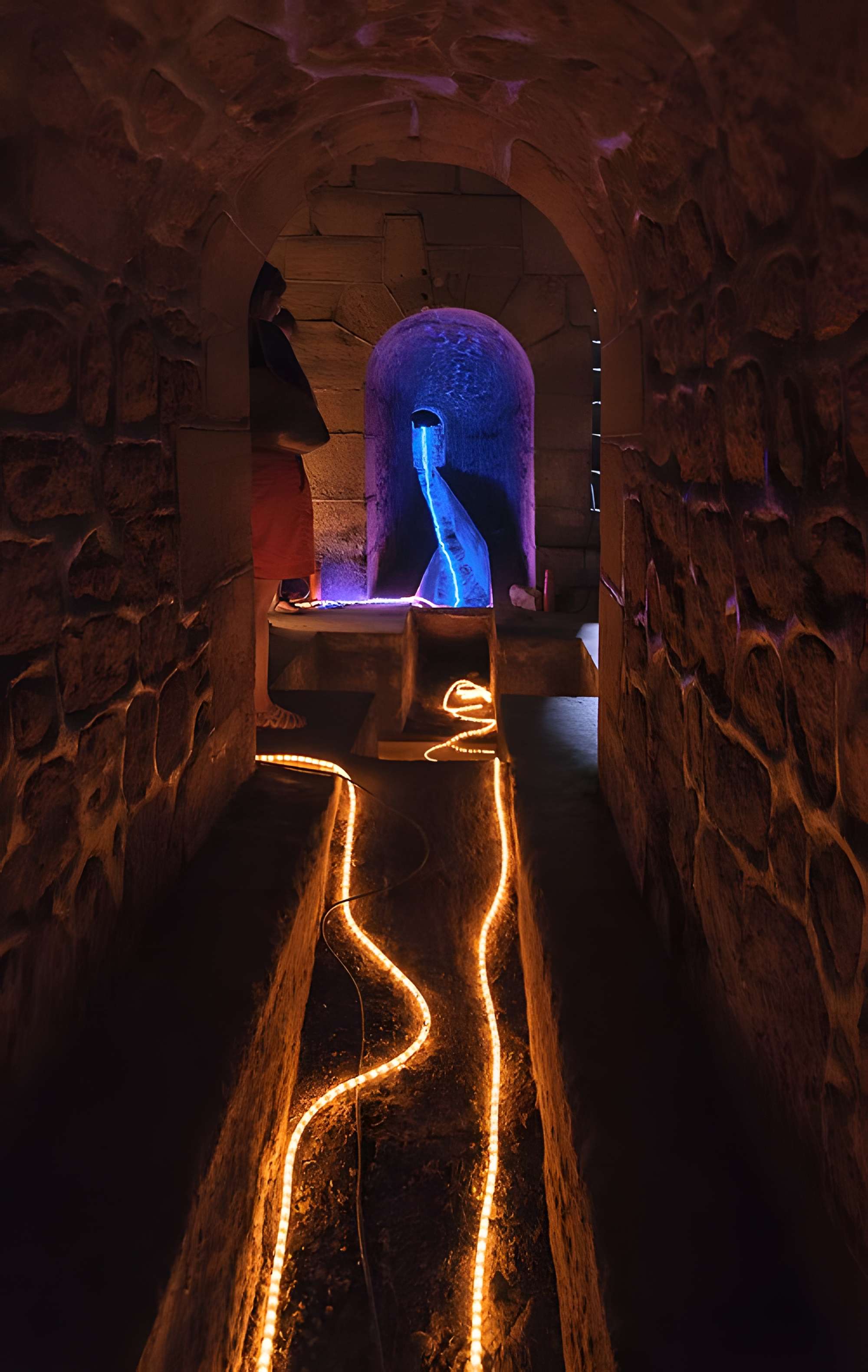 Ancien aqueduc des eaux de Rungis ou aqueduc Médicis (également sur communes de Rungis, Arcueil, Fresnes, Cachan, L'Hay-les-Roses, Gentilly, dans le Val-de-Marne)