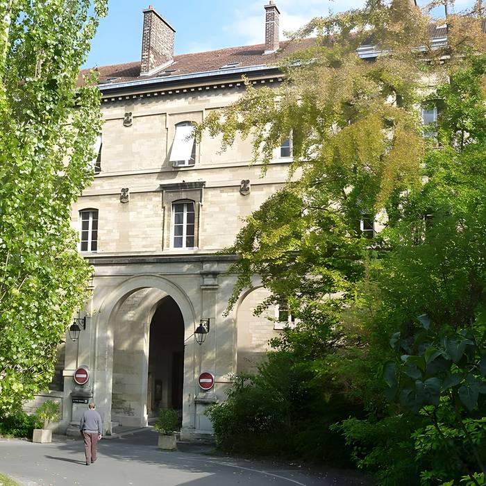 Photo de Ex Hospital de Salud o Hospital Sainte-Anne