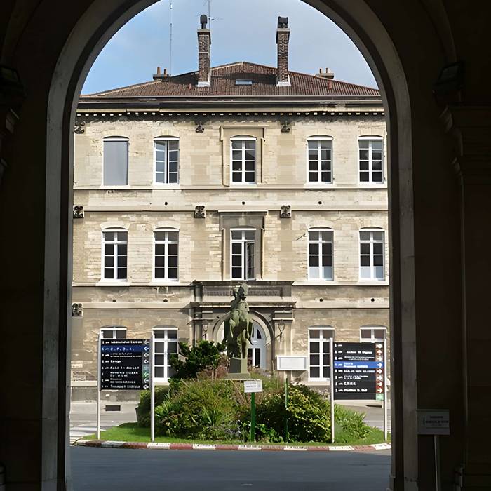 Photo de Ex Hospital de Salud o Hospital Sainte-Anne