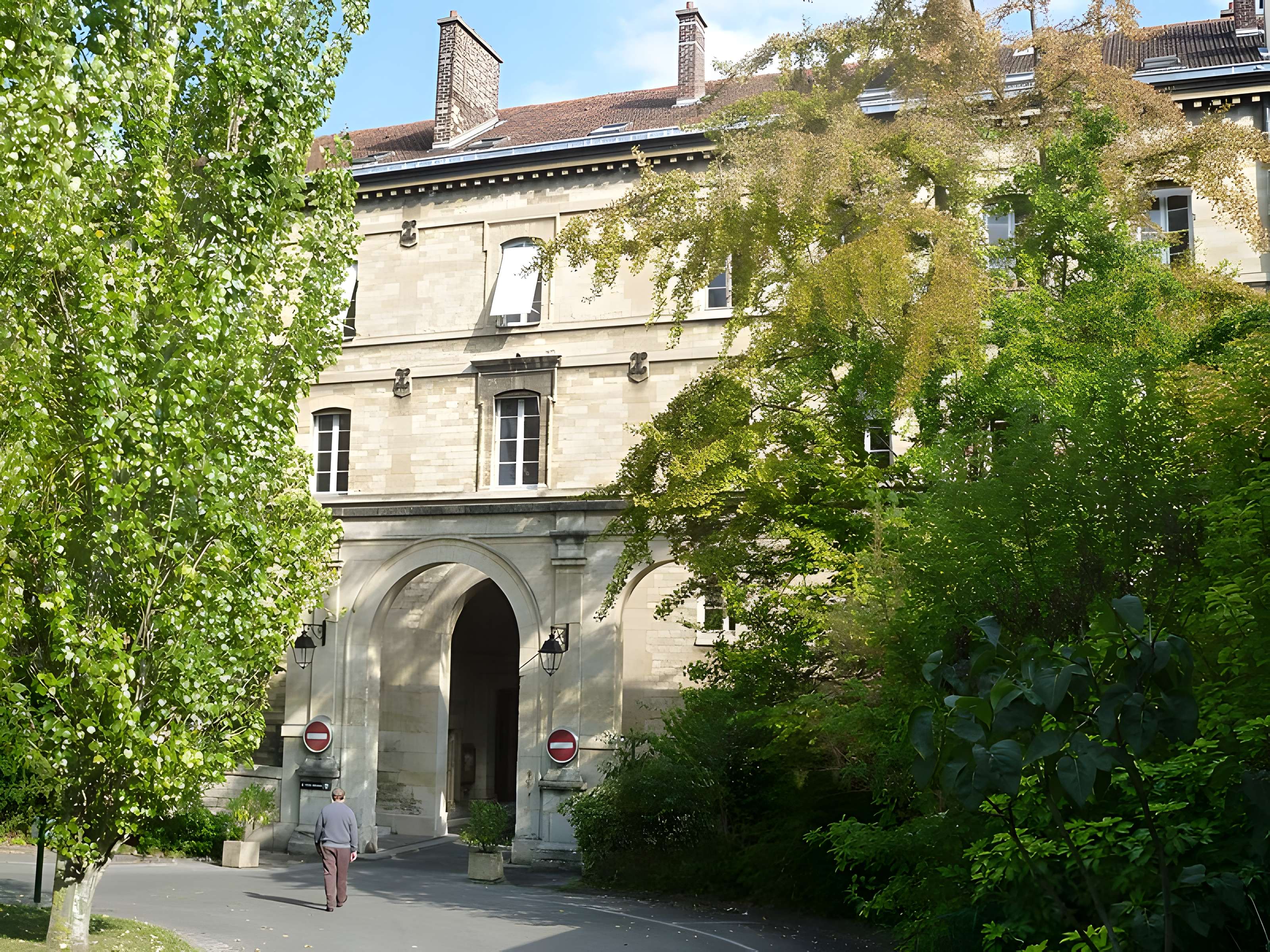 Ancien hôpital de la Santé ou hôpital Sainte-Anne