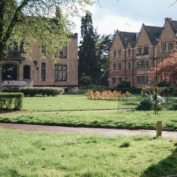 Cité Internationale Universitaire de Paris : Fondation Deutsch de la Meurthe